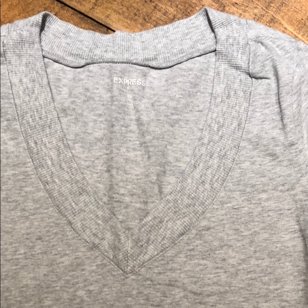 Tops - Picture 2 of 8
